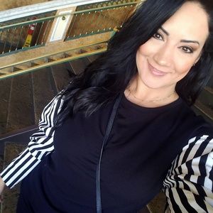 NY & Company Sweater